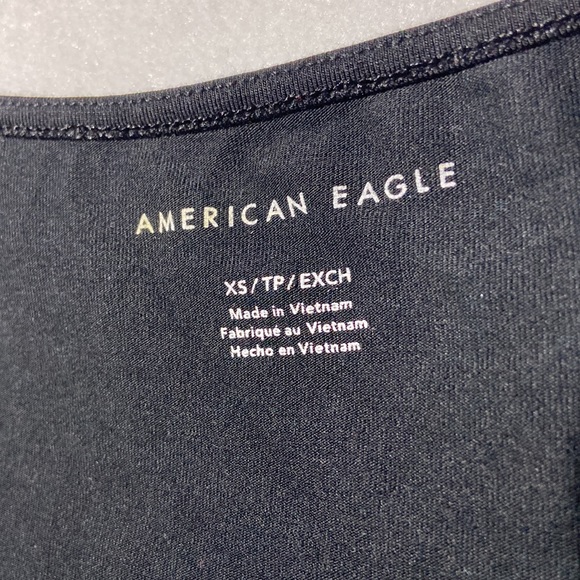 American Eagle Double Knot V Neck Crop Top. Extra Small. Black. - Picture 4 of 8